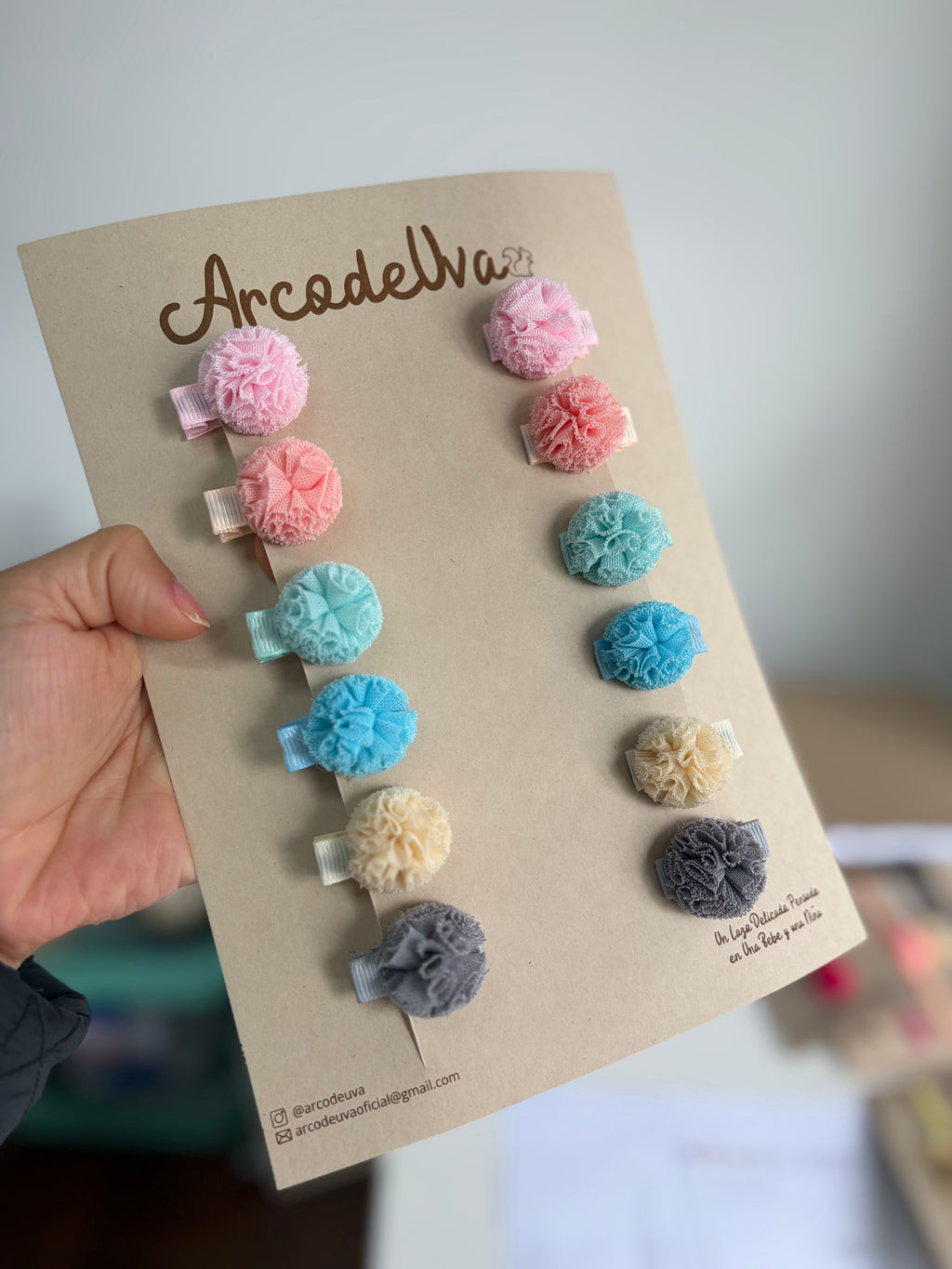 KIT DE PINZAS ISABELLA POMPON * 12 UND